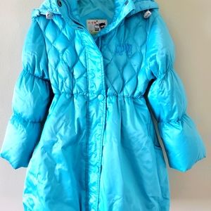 Girls  blue color, warm coat, good condition, for 5 years old girl.